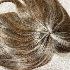 NWT 10” 100% human REMY topper HAND TIED silk invisinet highlights sandy blonde